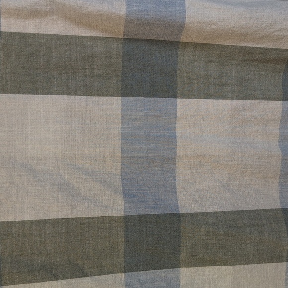 Patagonia Clean Color Button Down Shirt - Clean Mulberry Green Size M EUC - Picture 6 of 8